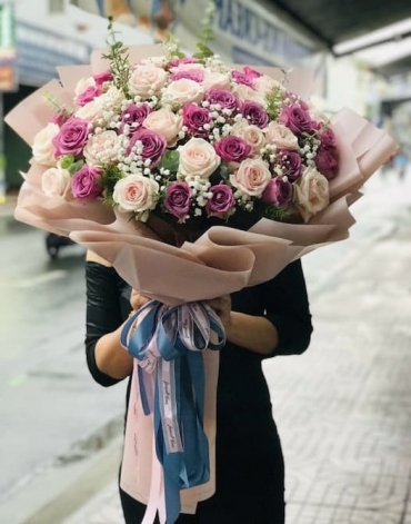 shop hoa tuoi phuong hoa hiep dak lak hoa chia buon trang trong