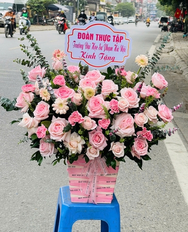shop hoa tuoi xa phu xuan dak lak hoa khai truong sang trong